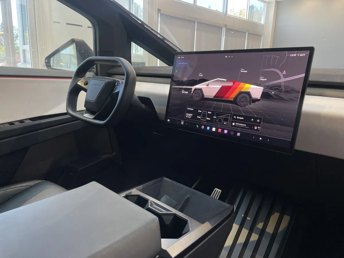 2024 Tesla Cybertruck Cyberbeast thumbnail 31