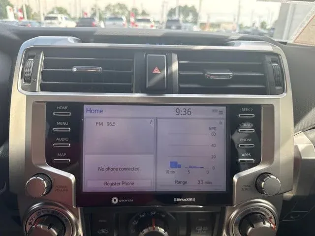 2024 Toyota 4Runner SR5 thumbnail 38