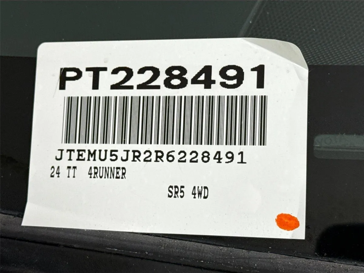 2024 Toyota 4Runner SR5 thumbnail 44