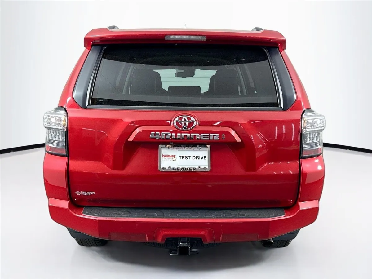 2024 Toyota 4Runner SR5 Premium thumbnail 12