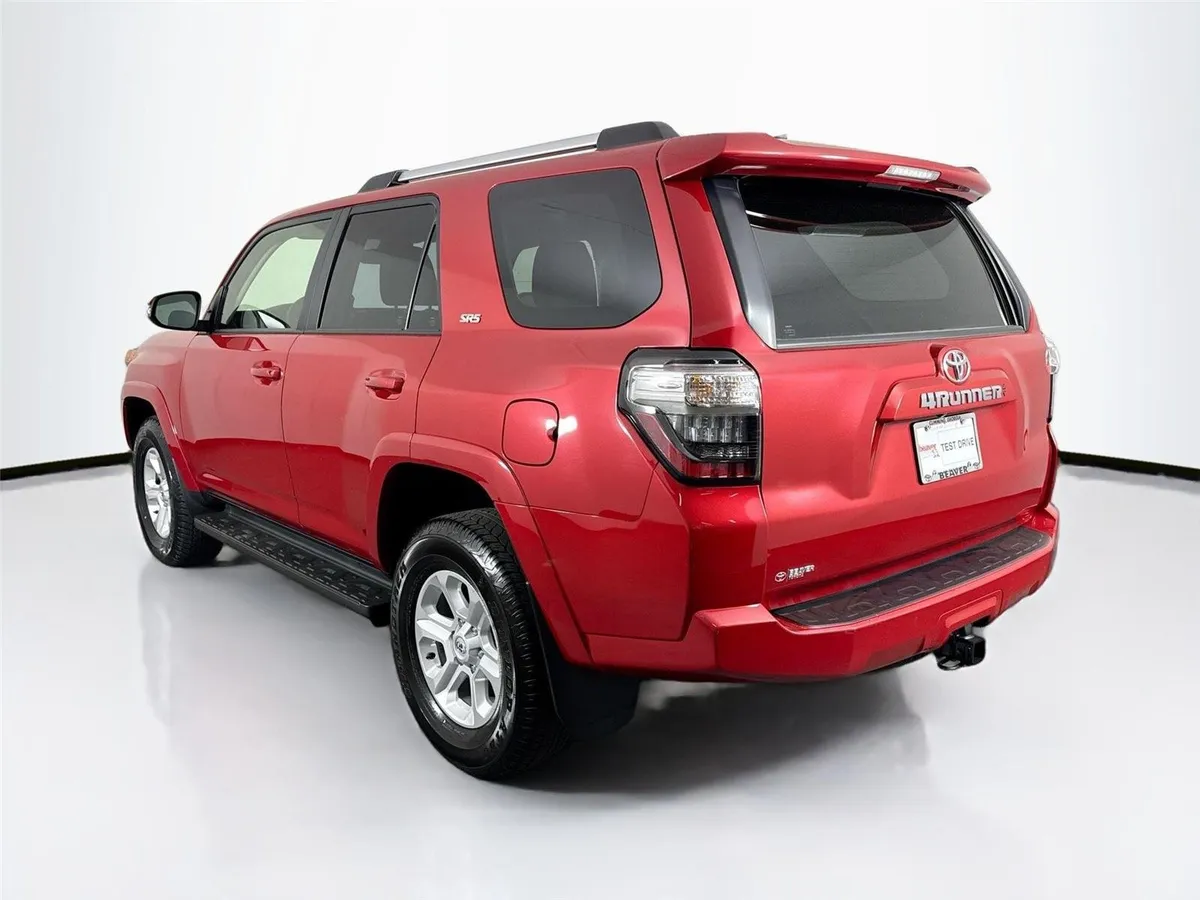 2024 Toyota 4Runner SR5 Premium thumbnail 13