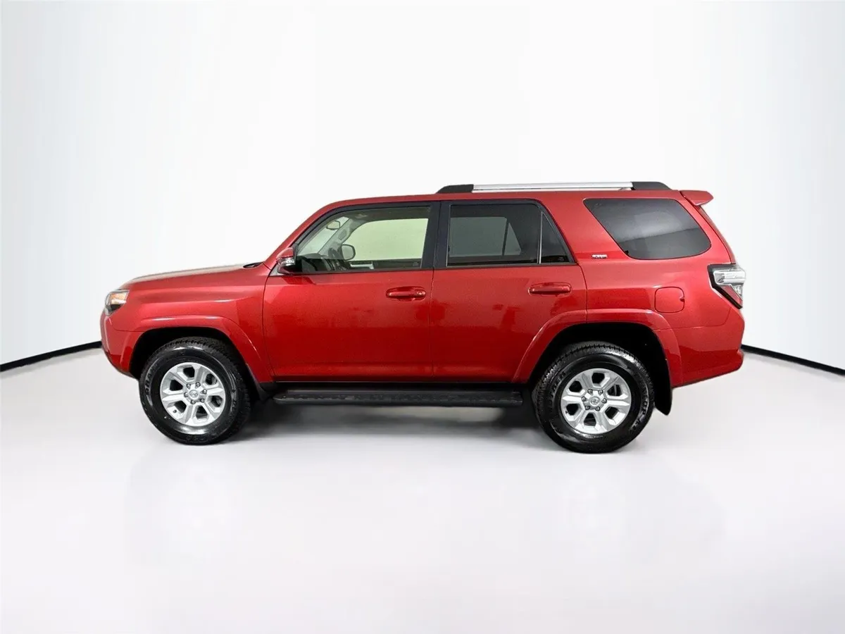 2024 Toyota 4Runner SR5 Premium thumbnail 14
