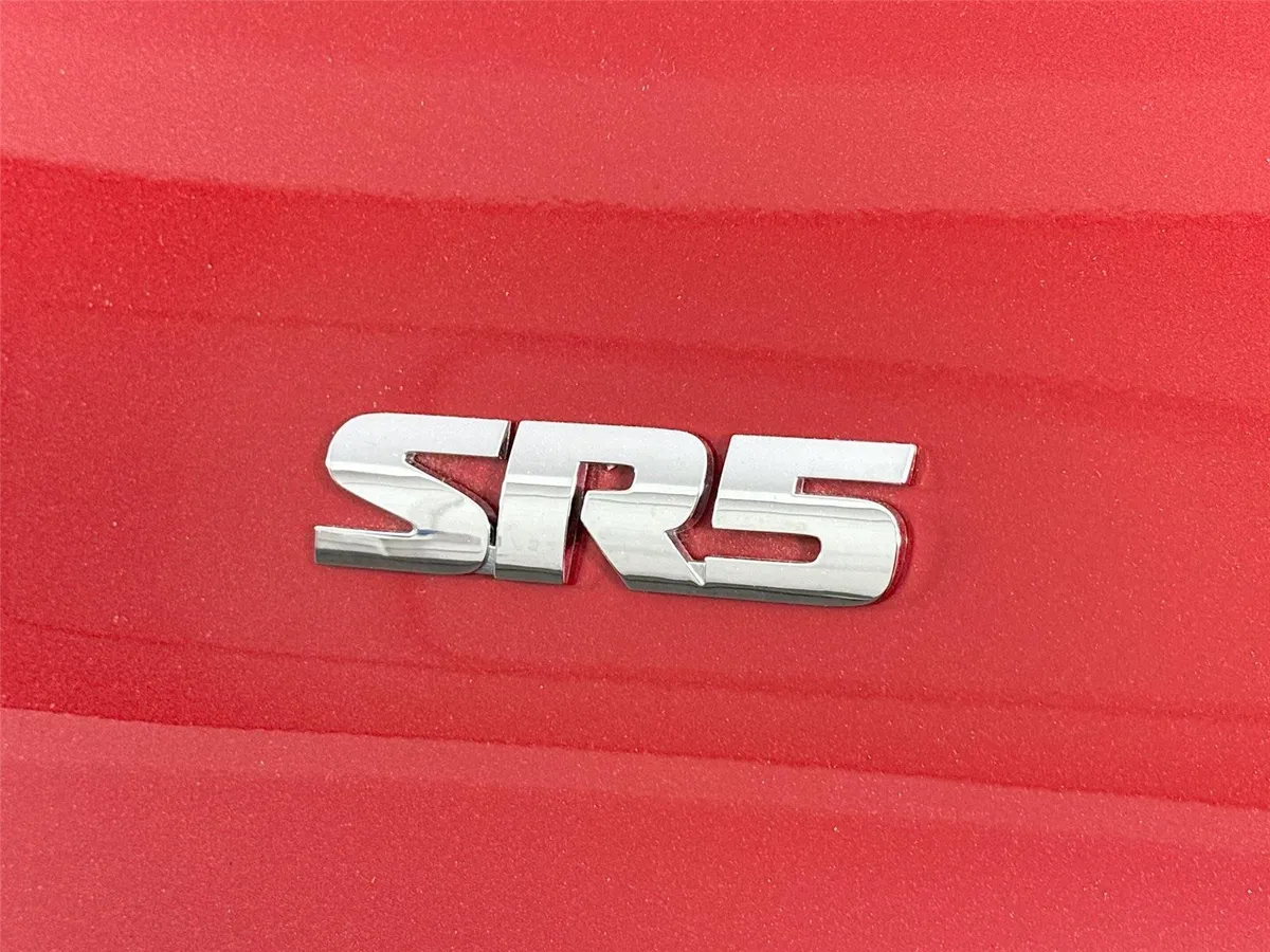 2024 Toyota 4Runner SR5 Premium thumbnail 15