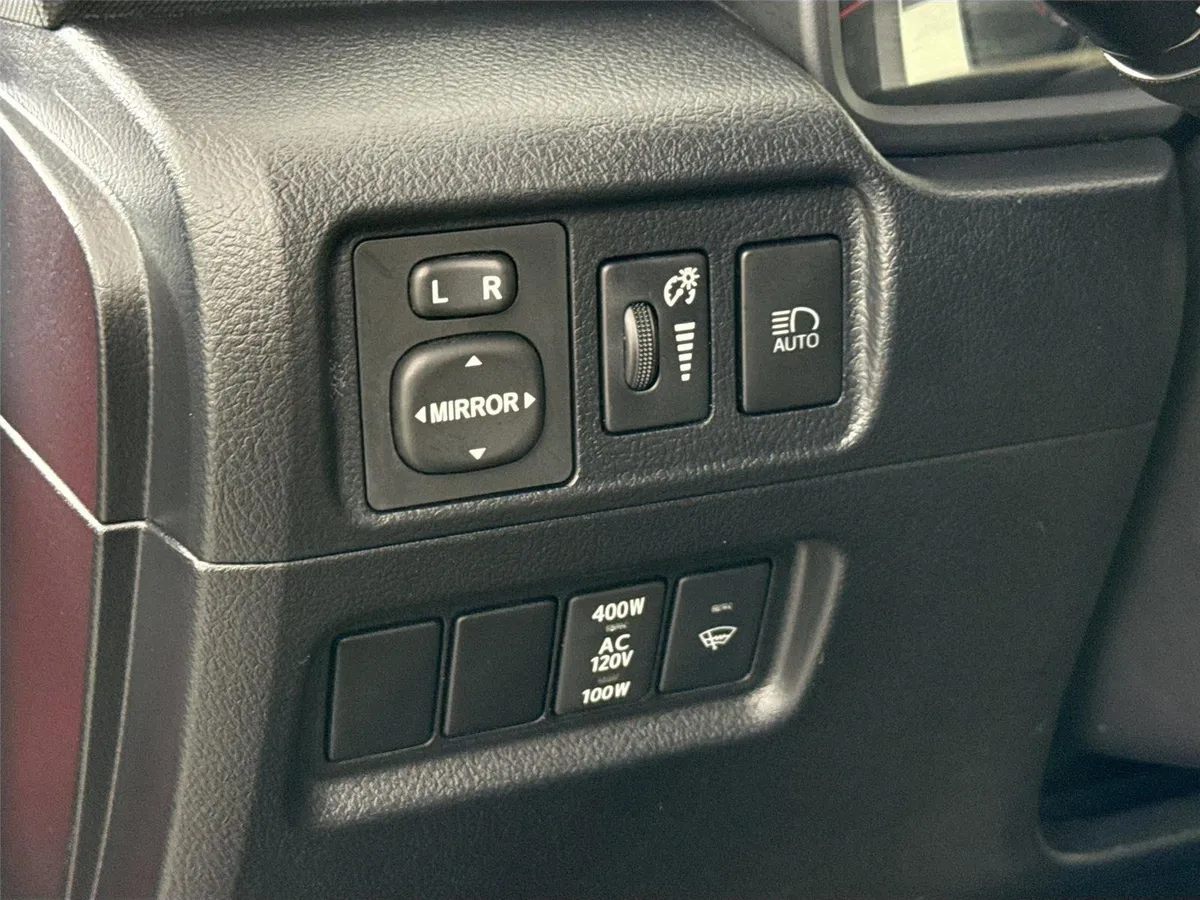2024 Toyota 4Runner SR5 Premium thumbnail 16