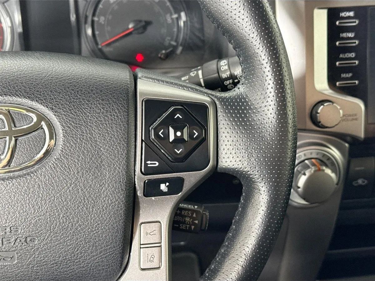 2024 Toyota 4Runner SR5 Premium thumbnail 20