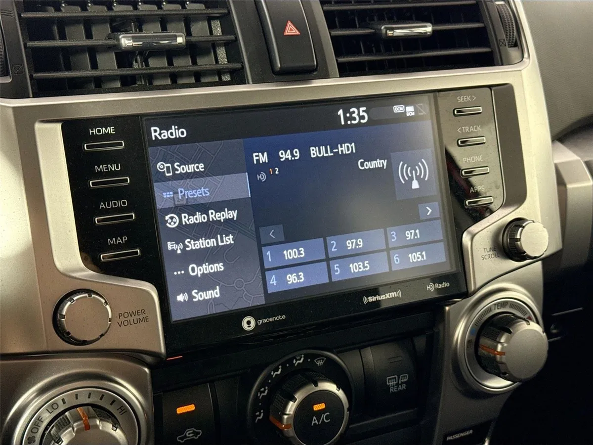2024 Toyota 4Runner SR5 Premium thumbnail 23