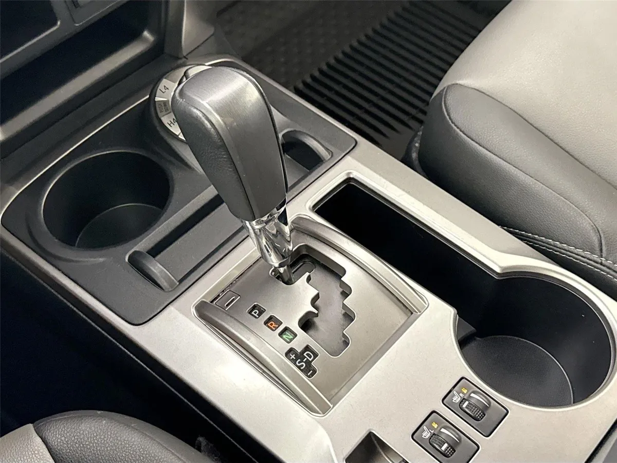 2024 Toyota 4Runner SR5 Premium thumbnail 26