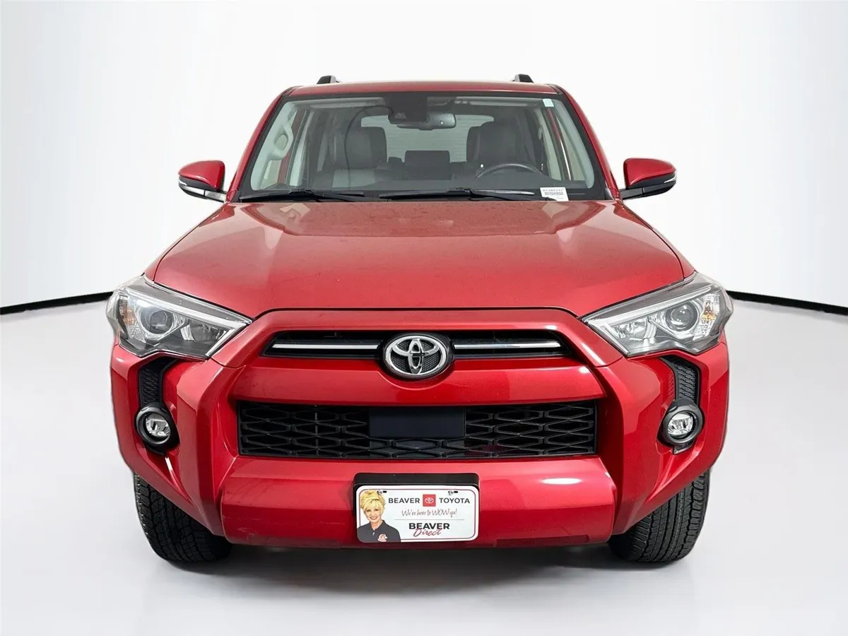 2024 Toyota 4Runner SR5 Premium thumbnail 9