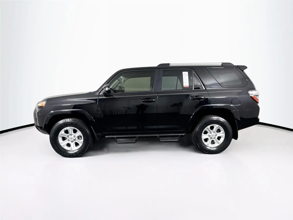 2024 Toyota 4Runner SR5 Premium thumbnail 14