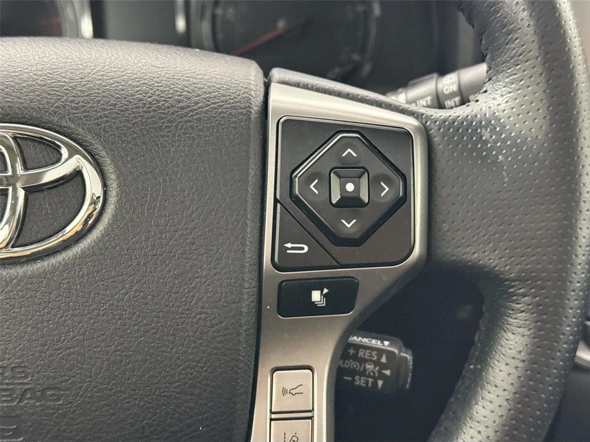2024 Toyota 4Runner SR5 Premium thumbnail 20