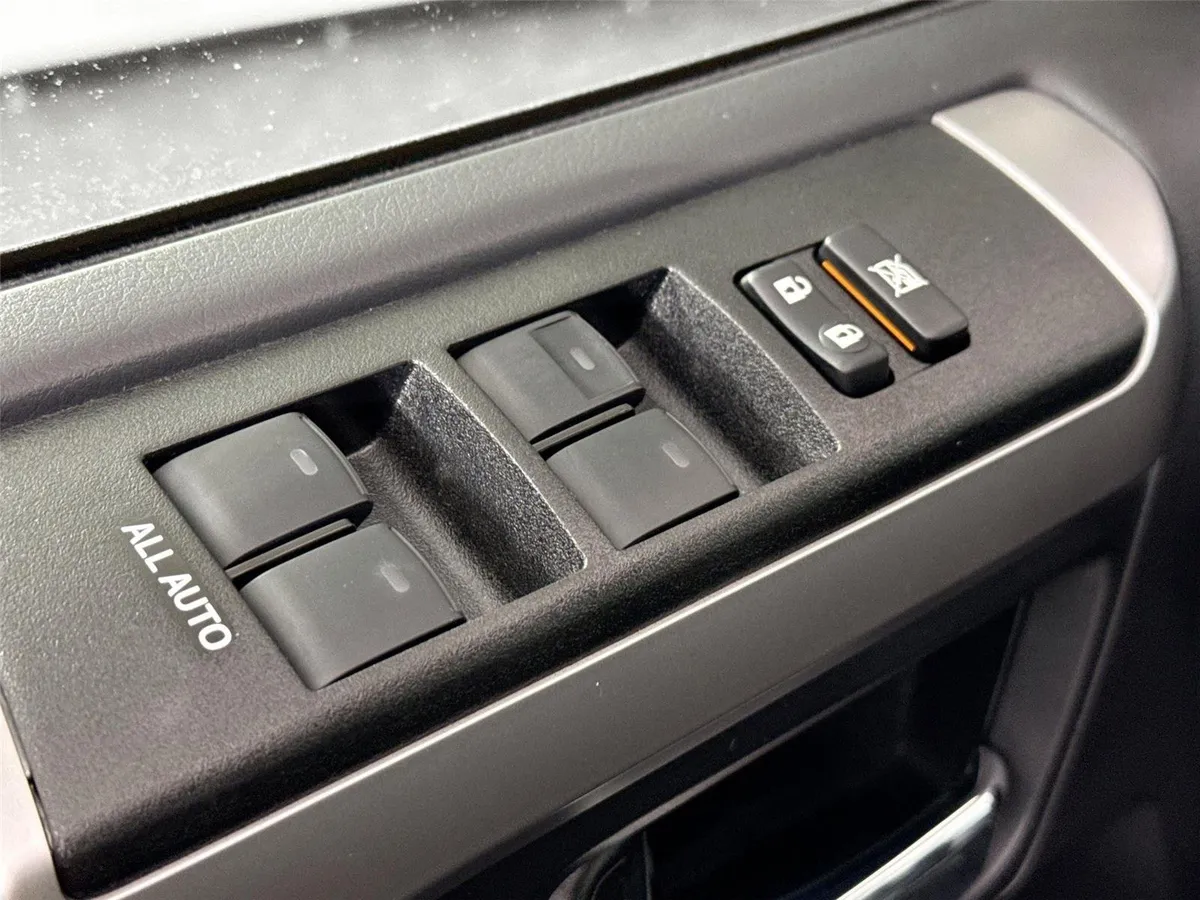 2024 Toyota 4Runner SR5 Premium thumbnail 29