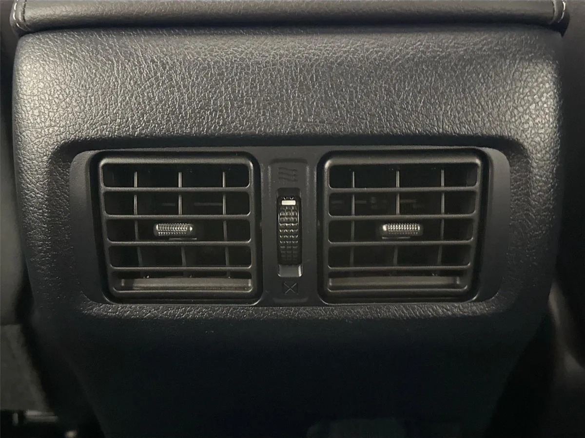 2024 Toyota 4Runner SR5 Premium thumbnail 37