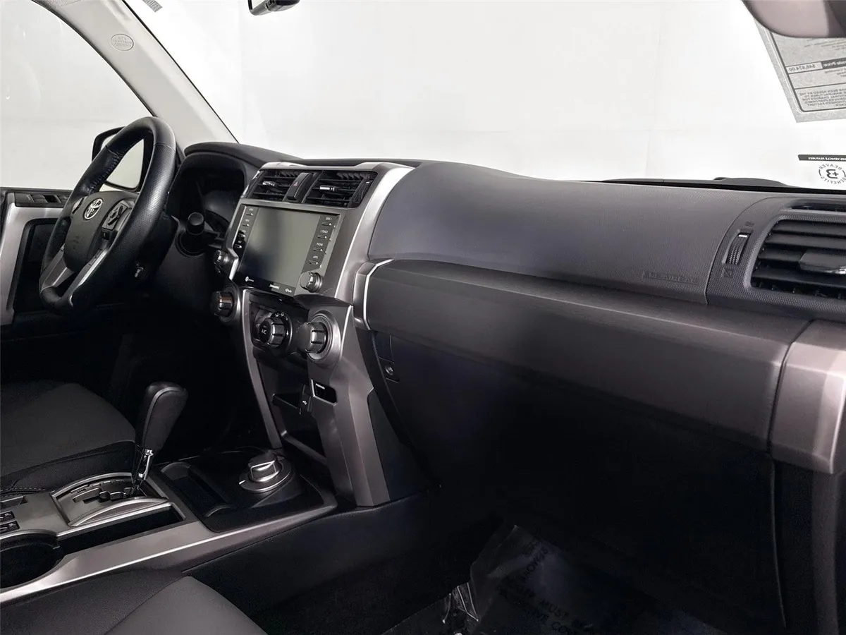 2024 Toyota 4Runner SR5 Premium thumbnail 44