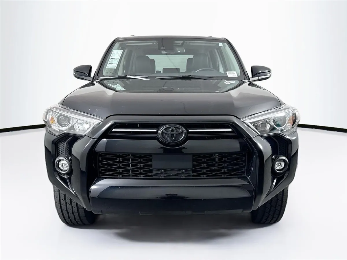 2024 Toyota 4Runner SR5 Premium thumbnail 9