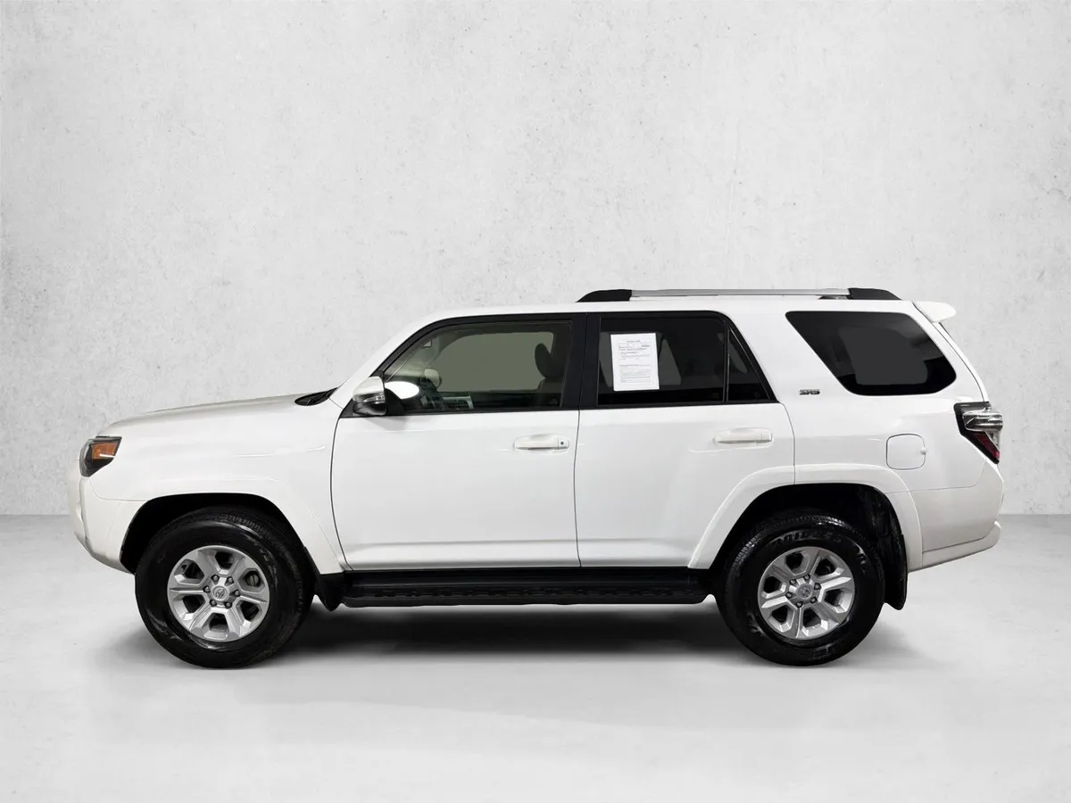 2024 Toyota 4Runner SR5 Premium thumbnail 7