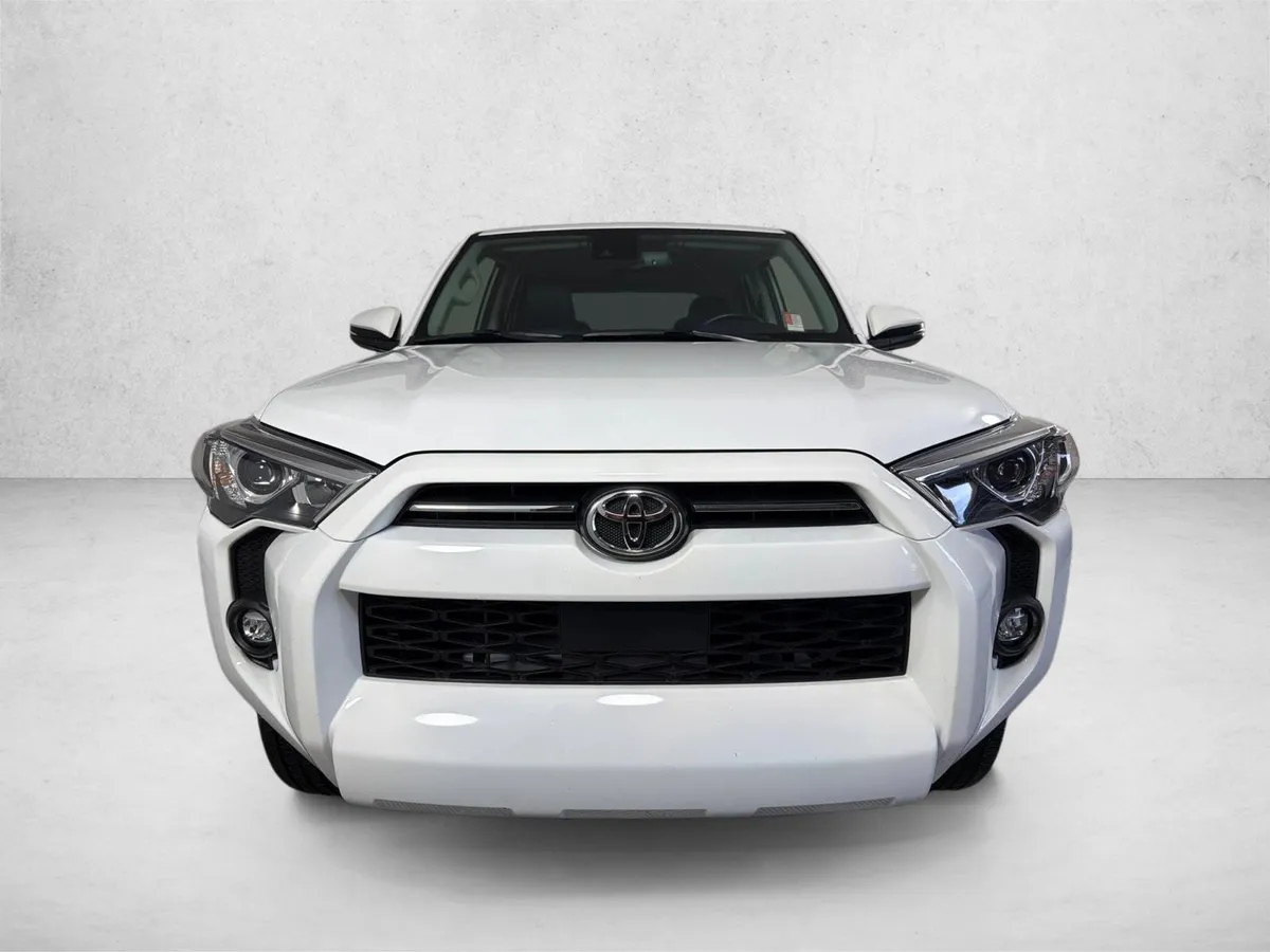 2024 Toyota 4Runner SR5 Premium thumbnail 9