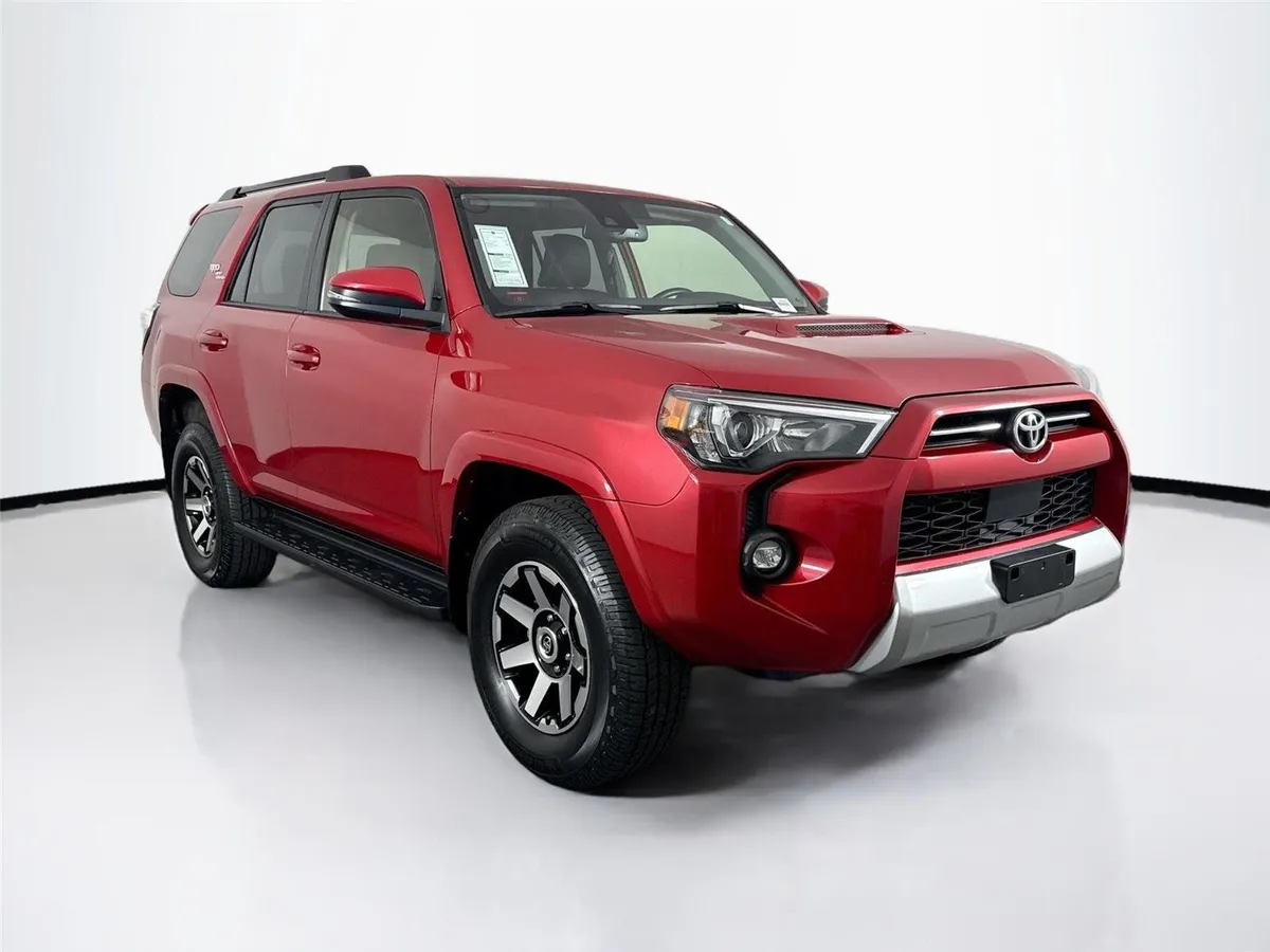 2024 Toyota 4Runner TRD Off-Road Premium thumbnail 10
