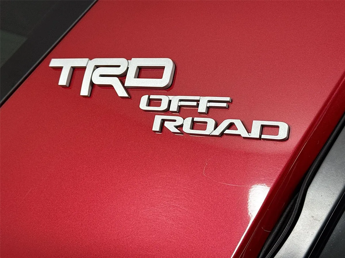 2024 Toyota 4Runner TRD Off-Road Premium thumbnail 15