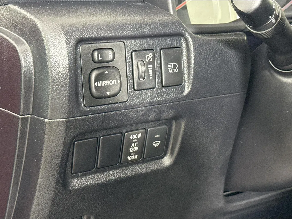 2024 Toyota 4Runner TRD Off-Road Premium thumbnail 16