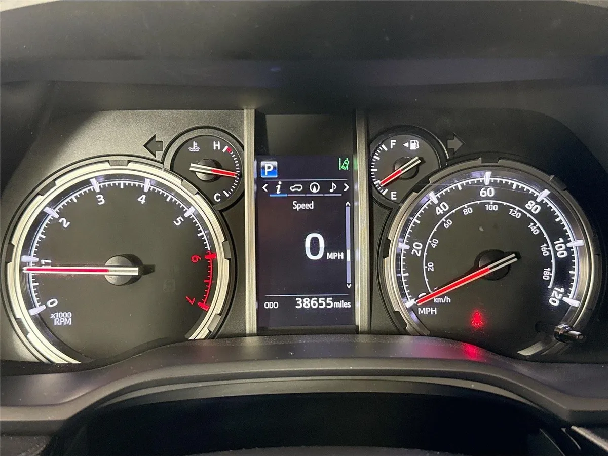 2024 Toyota 4Runner TRD Off-Road Premium thumbnail 21