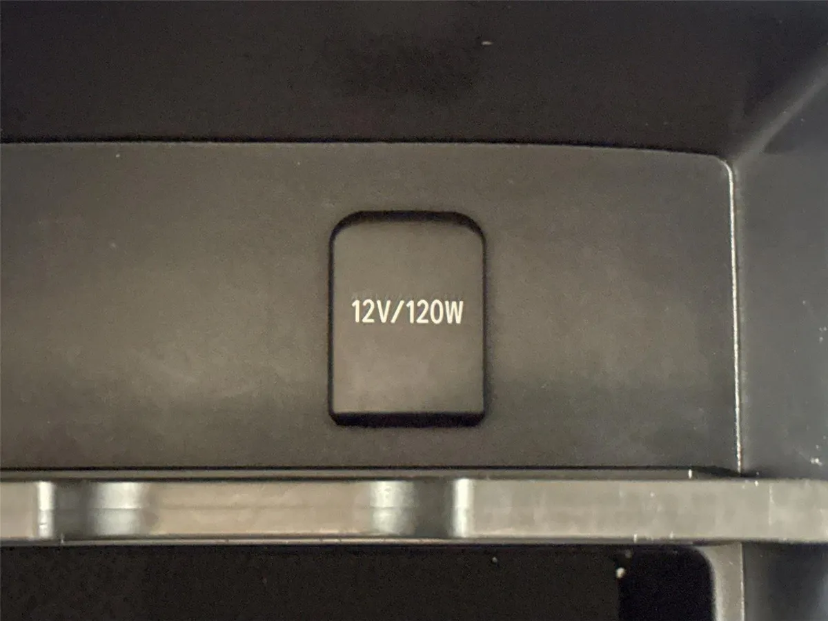 2024 Toyota 4Runner TRD Off-Road Premium thumbnail 34