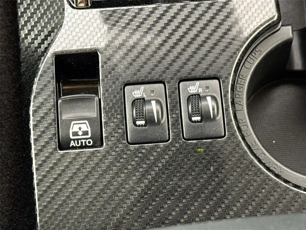 2024 Toyota 4Runner TRD Off-Road Premium thumbnail 8