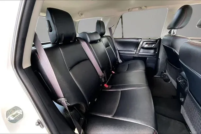 2024 Toyota 4Runner TRD Off-Road Premium thumbnail 20
