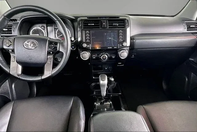 2024 Toyota 4Runner TRD Off-Road Premium thumbnail 7
