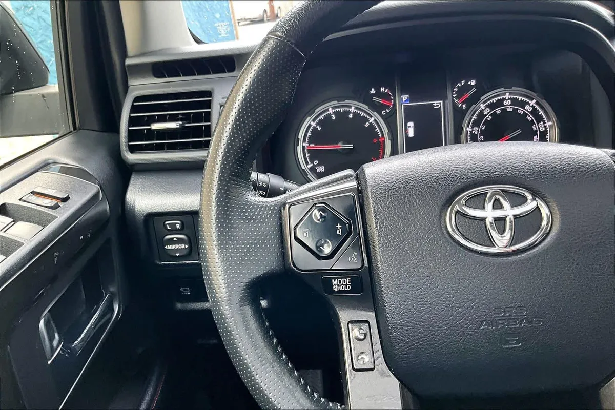 2024 Toyota 4Runner TRD Pro thumbnail 24