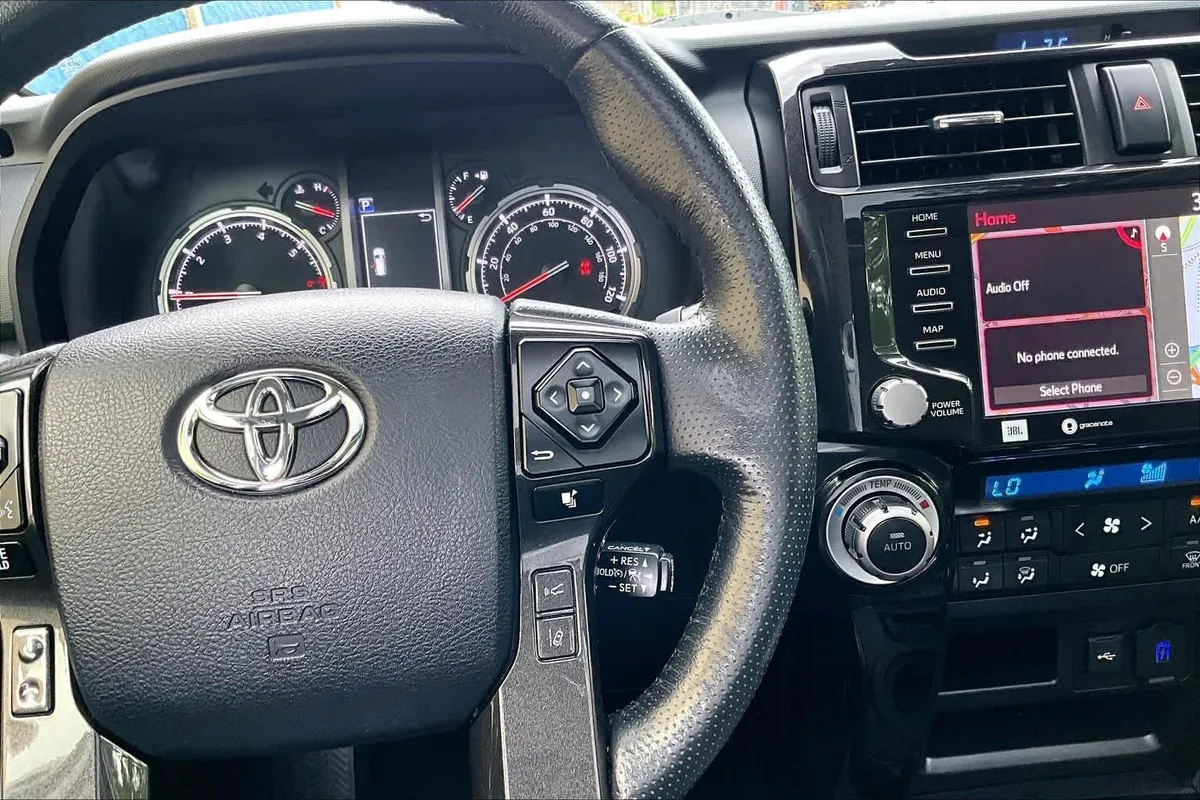 2024 Toyota 4Runner TRD Pro thumbnail 25