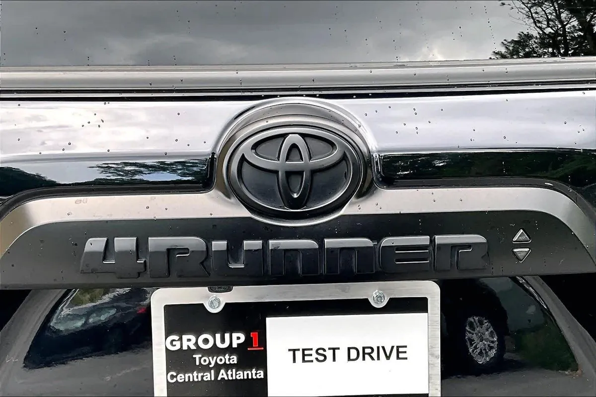 2024 Toyota 4Runner TRD Pro thumbnail 31