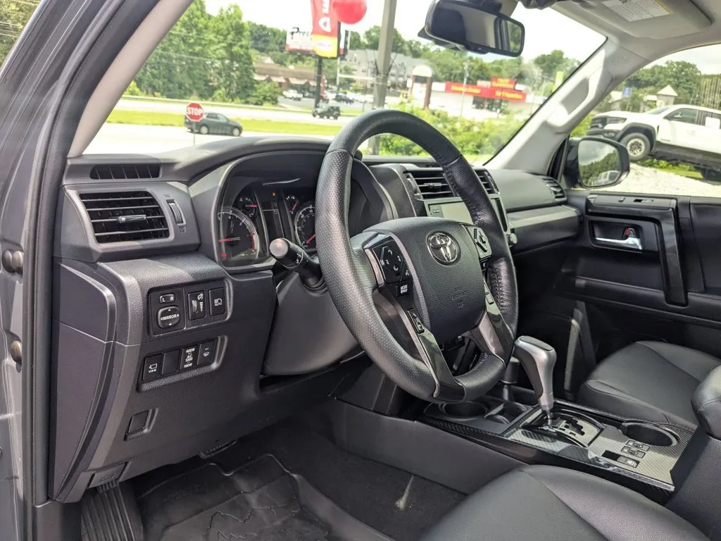 2024 Toyota 4Runner TRD Pro thumbnail 13
