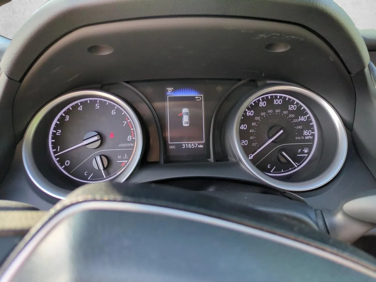 2024 Toyota Camry LE thumbnail 11