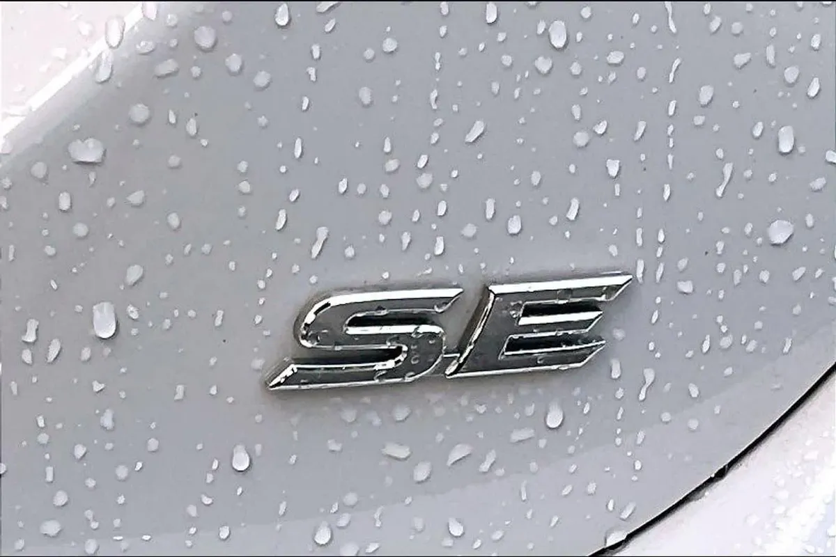 2024 Toyota Camry SE thumbnail 10