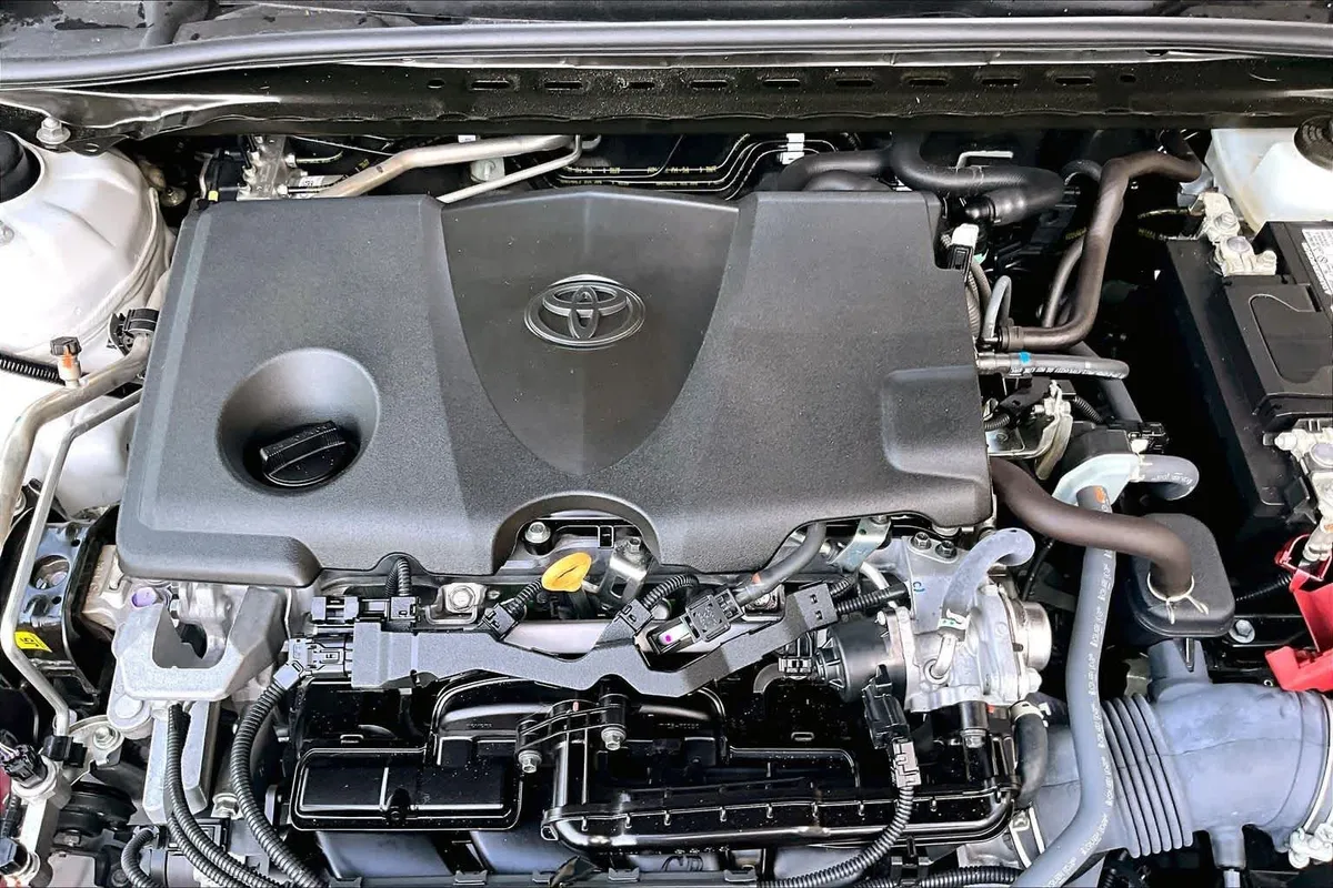 2024 Toyota Camry SE thumbnail 33