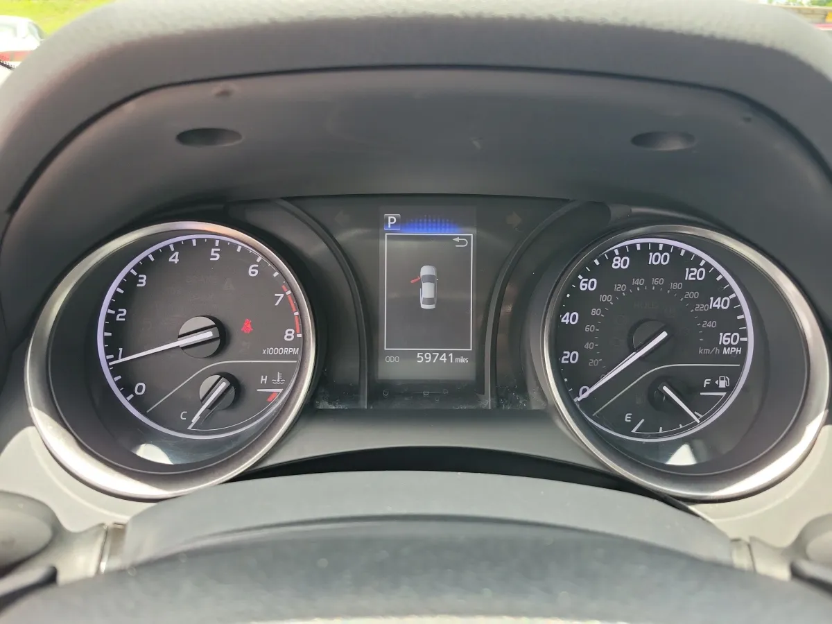 2024 Toyota Camry SE thumbnail 15