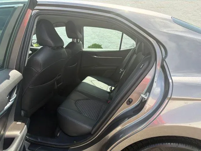 2024 Toyota Camry SE thumbnail 19