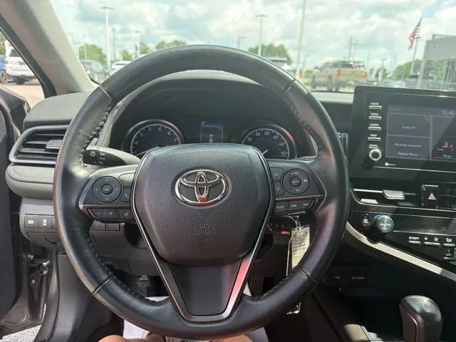 2024 Toyota Camry SE thumbnail 31