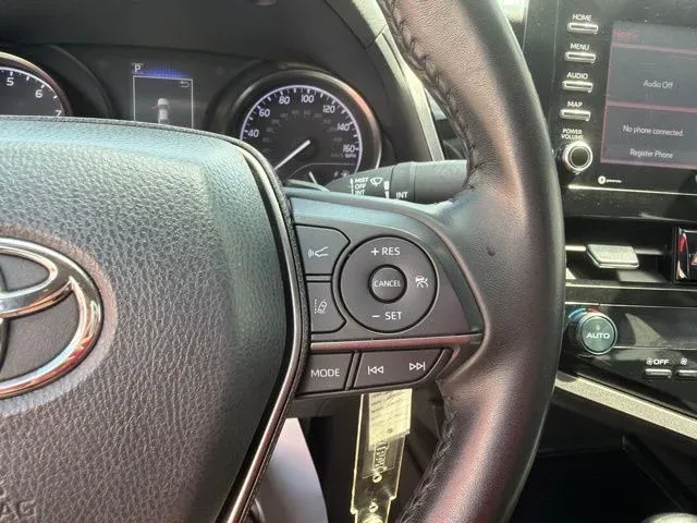 2024 Toyota Camry SE thumbnail 36