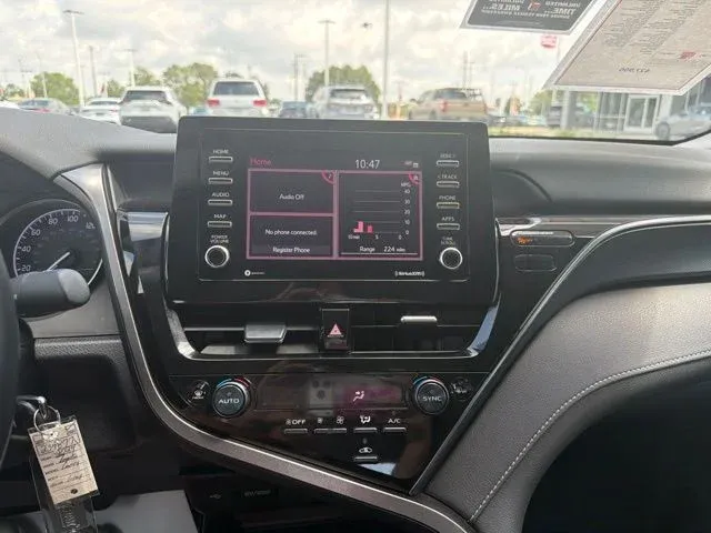2024 Toyota Camry SE thumbnail 42