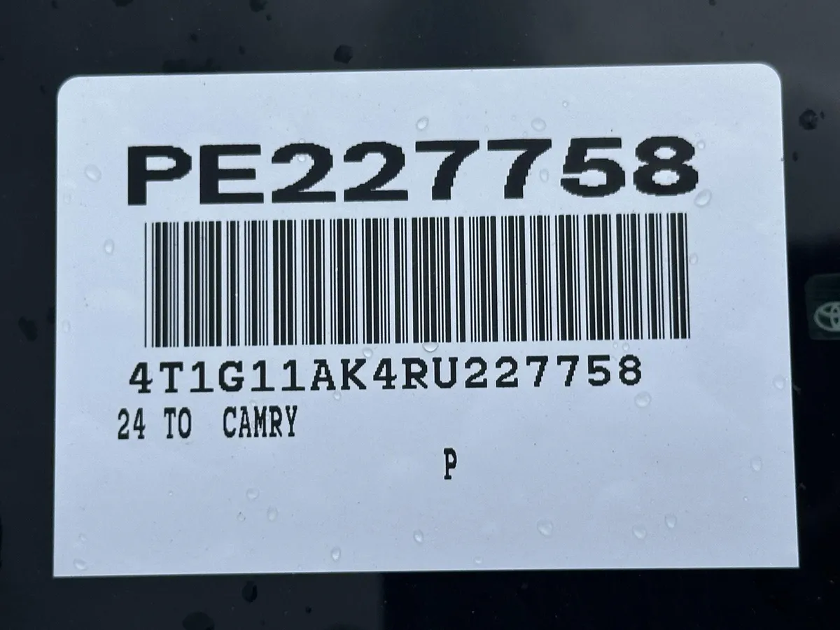 2024 Toyota Camry SE thumbnail 15