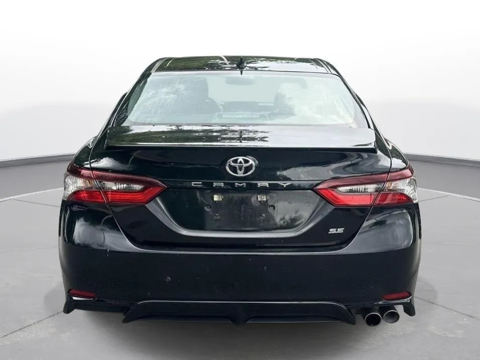 2024 Toyota Camry SE thumbnail 7