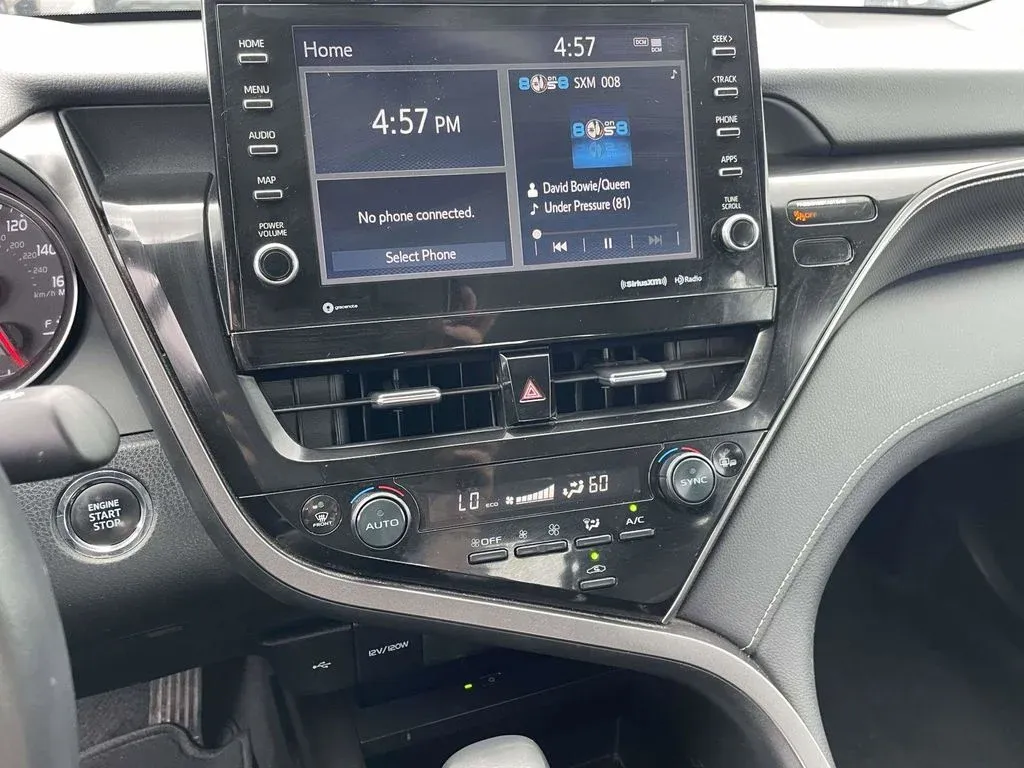 2024 Toyota Camry XSE thumbnail 17