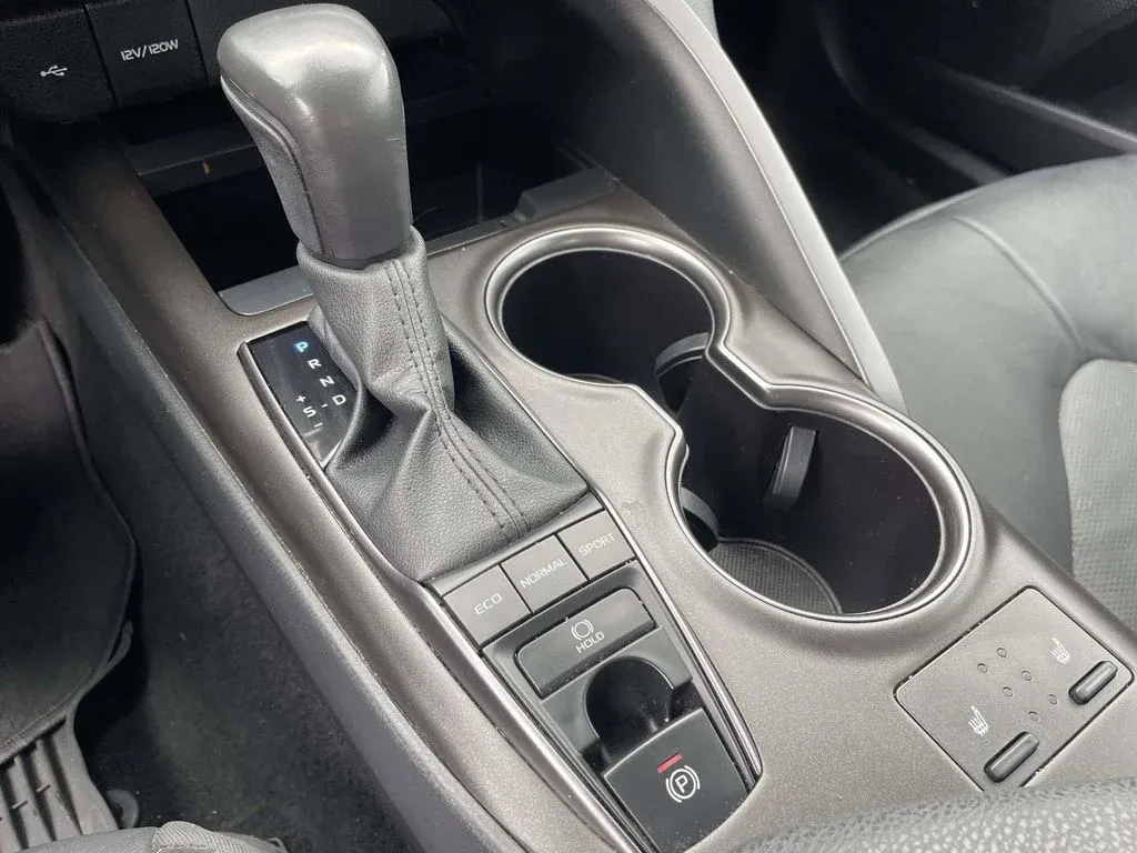 2024 Toyota Camry XSE thumbnail 18