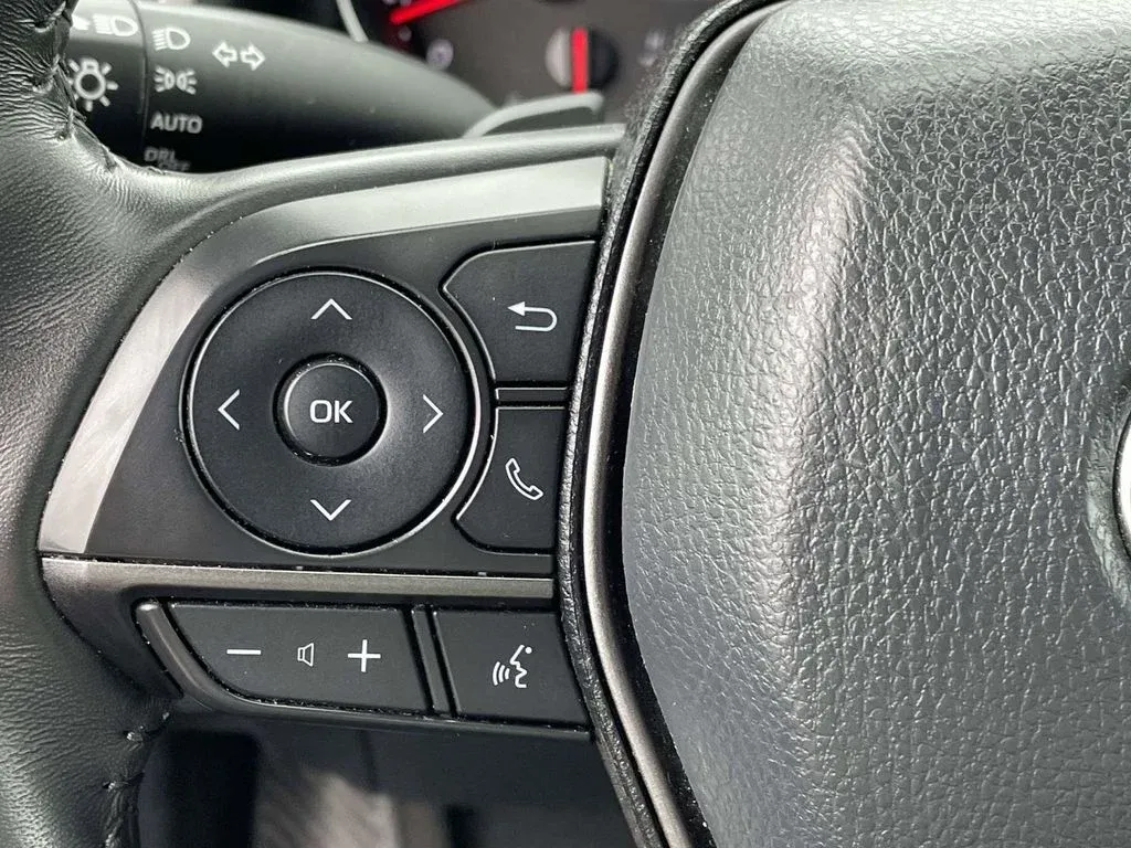 2024 Toyota Camry XSE thumbnail 22