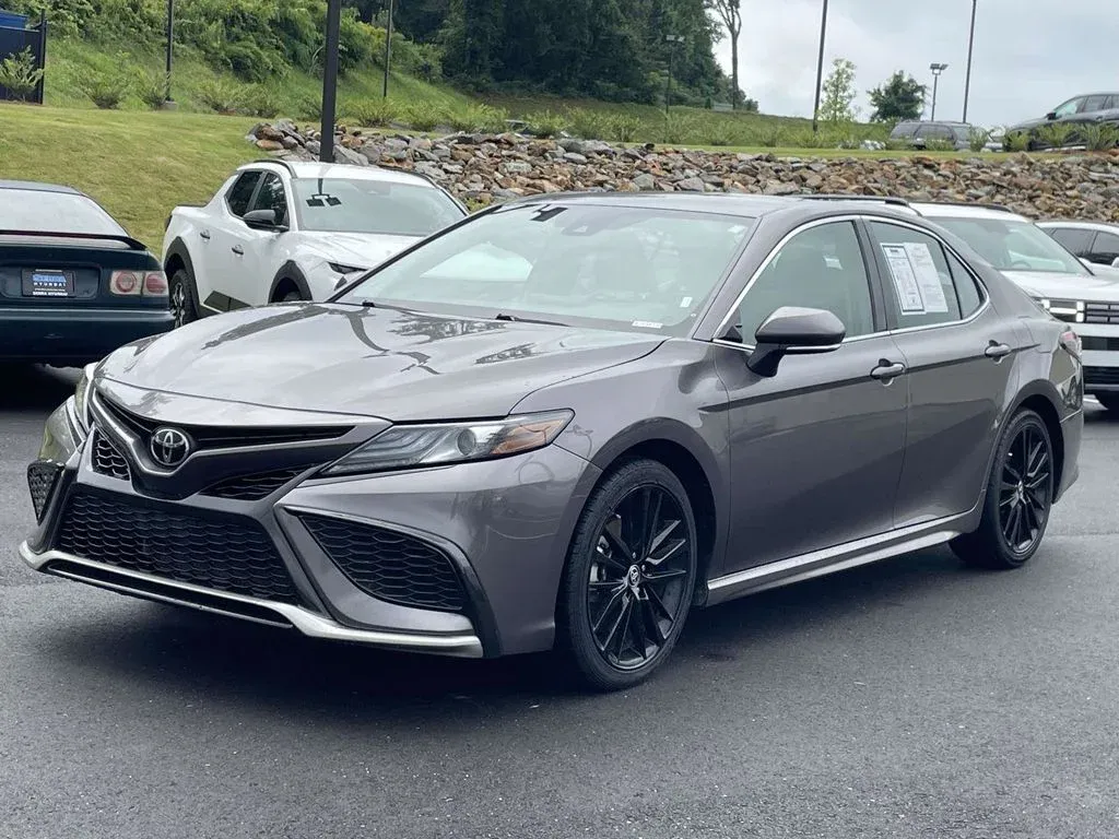 2024 Toyota Camry XSE thumbnail 7