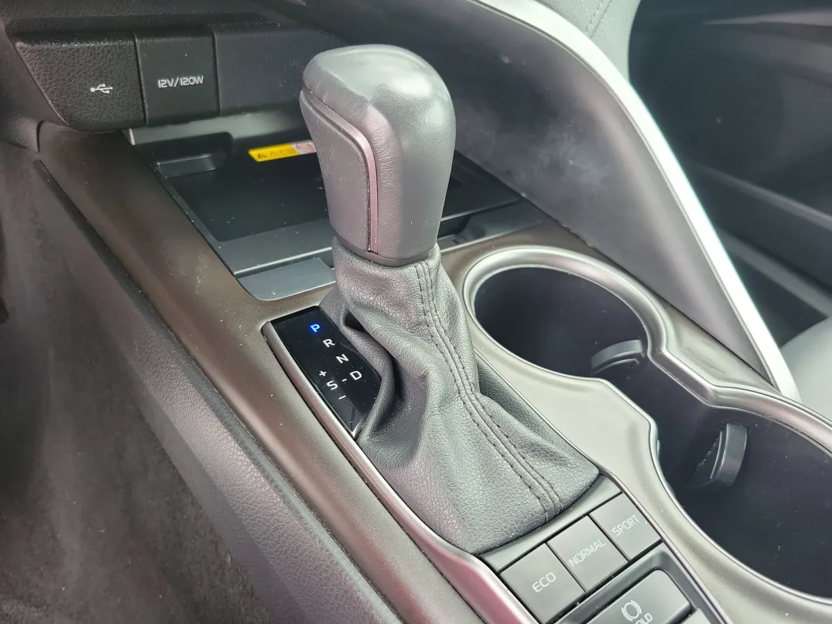 2024 Toyota Camry XSE thumbnail 12
