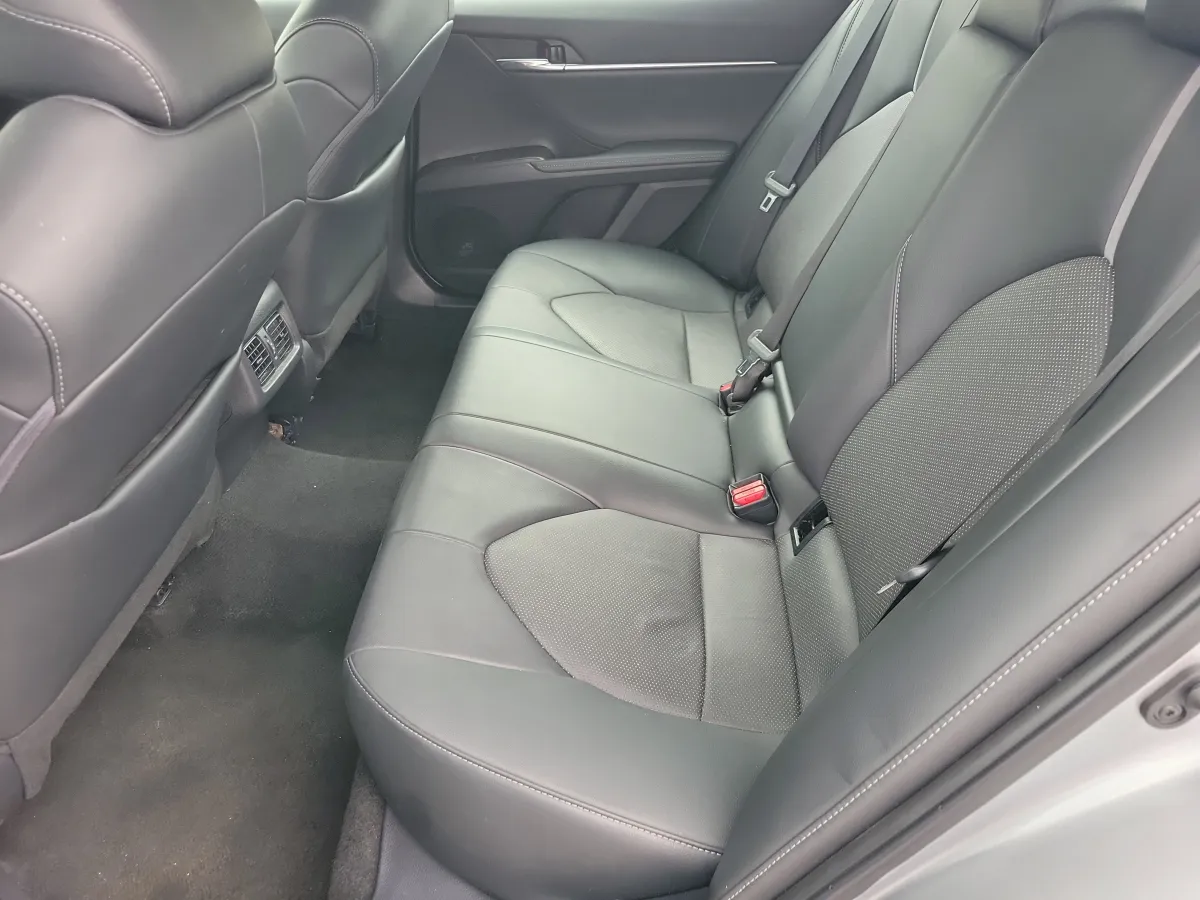 2024 Toyota Camry XSE thumbnail 8