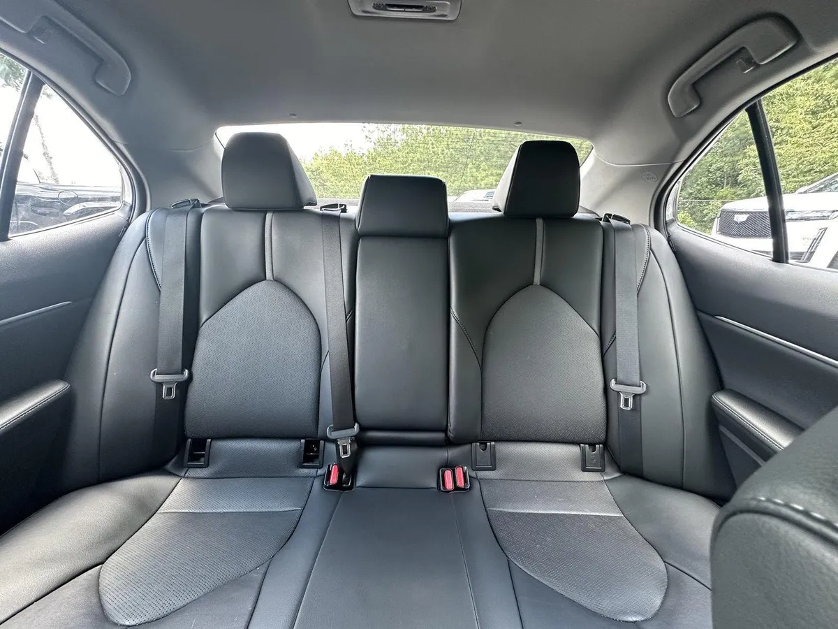 2024 Toyota Camry XSE thumbnail 13