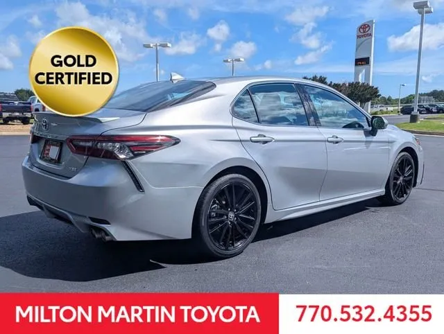 2024 Toyota Camry XSE thumbnail 3